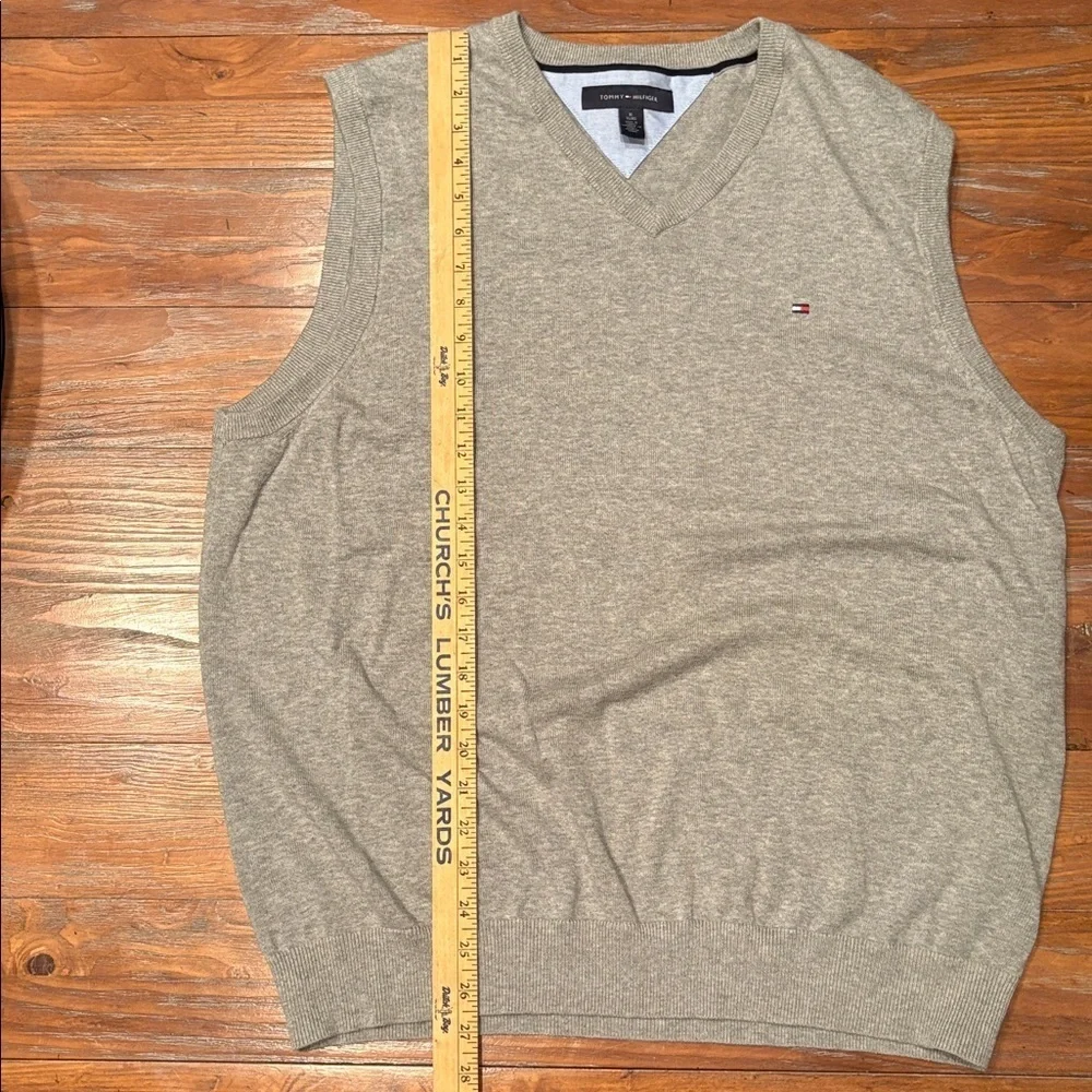 Tommy Hilfiger Men's Gray V-Neck Sweater Vest XL 100% Cotton Collegiate Preppy